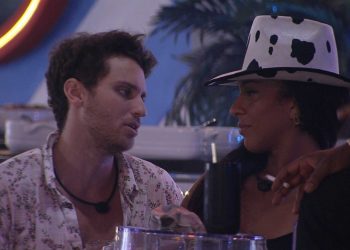 BBB: Pronome da Sister Linn voltou a ser assunto na casa (Foto: Reprodução/Globo)