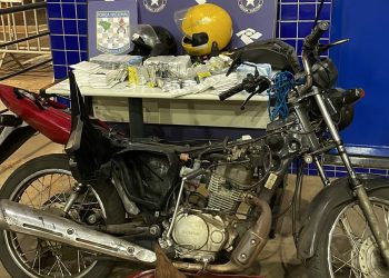 Receita Federal apreende cigarros e baterias de celulares na Ponte da Amizade