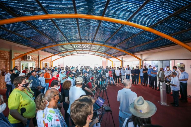 Oeste do Paraná sai na frente e lança primeira área experimental para transformação digital do agro no Brasil