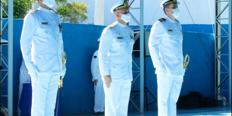 Capitania dos Portos do Rio Paraná troca de comando