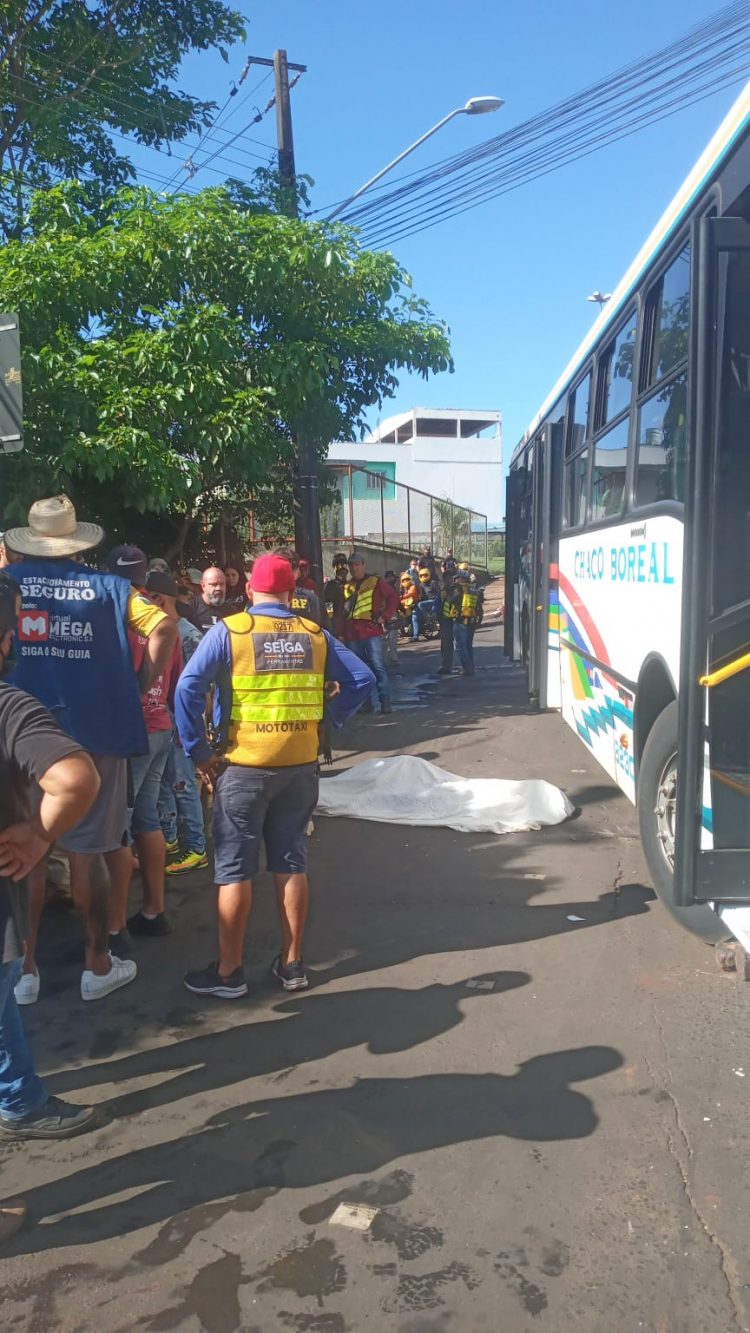 Mulher morre em acidente com ônibus na Ponte da Amizade
