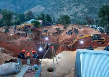 Menino que ficou 5 dias preso em poço é retirado, mas não sobrevive; entenda