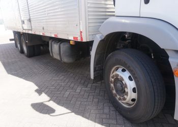 Detran orienta caminhoneiros sobre manutenção veicular e limites da legislação