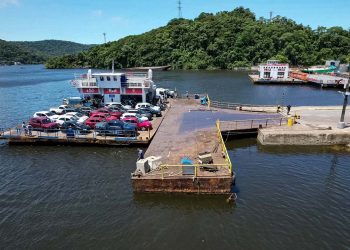 DER-PR determina restrição de veículos pesados no ferry boat durante o Carnaval