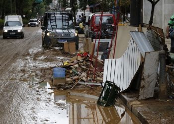 Tragédia em Petrópolis tem 217 mortos