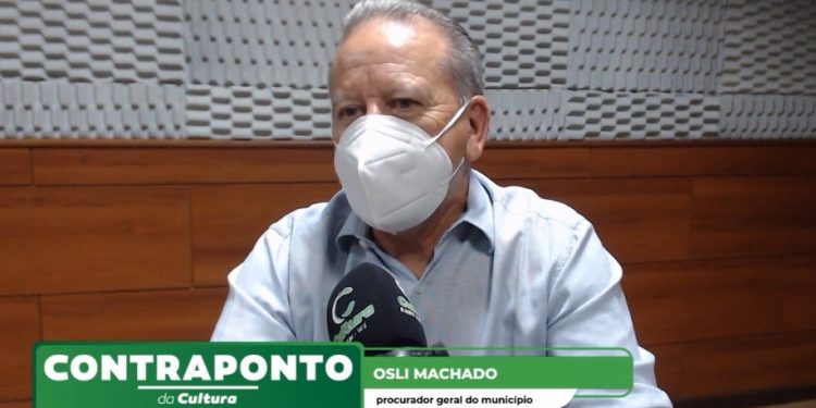 Servidores da prefeitura apresentaram atestados de outro estado para não se vacinar