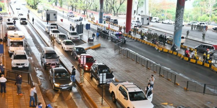 Paraguai isenta viajantes do Mercosul da apresentação de testes PCR