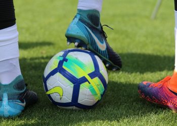 Brasil tem 3ª pior média do mundo em permanência de técnicos no cargo