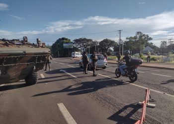 Militares seguem com operação de fiscalização em Foz do Iguaçu