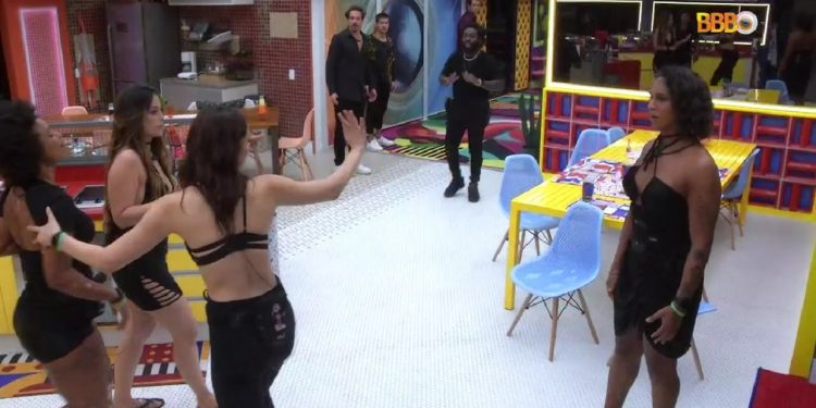 BBB: Entenda toda a treta entre Natália e Linn (Foto: Reprodução/Globo)