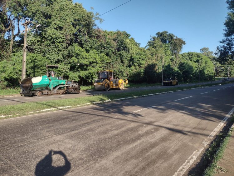 Obra na Costa e Silva desvia o trânsito para a Avenida Venezuela