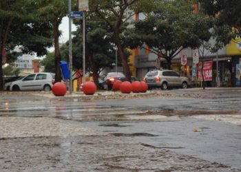 Outono reserva frente fria e ventania em todo o Paraná (Foto: Galeria/Rádio Cultura)