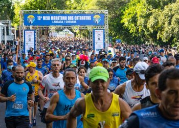 Mais de 4 mil corredores celebram esporte e natureza na Meia Maratona das Cataratas