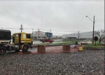 Motoristas reclamam de acesso interrompido na Olímpio Rafagnin