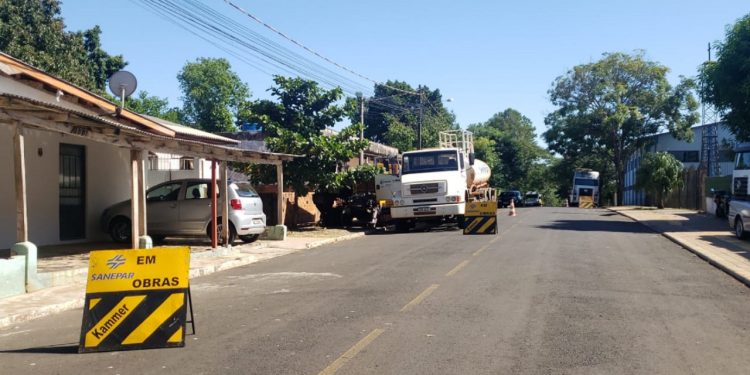 Sanepar substitui redes de água em Foz do Iguaçu