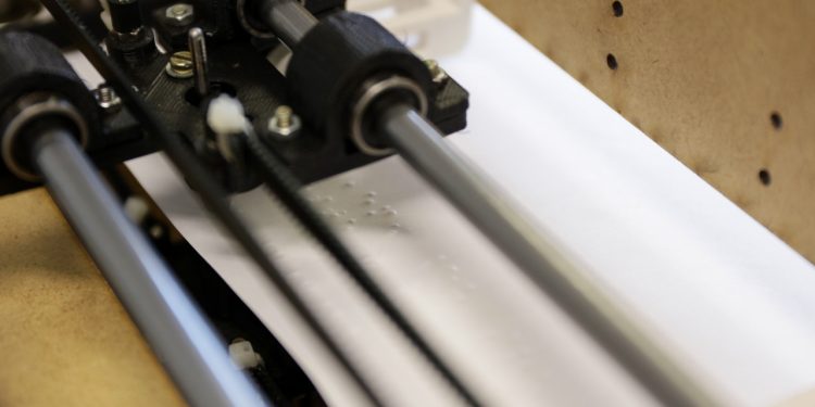 Impressora em braile é desenvolvida por estudantes do Sesi Internacional no LabMaker Iguaçu do PTI-BR