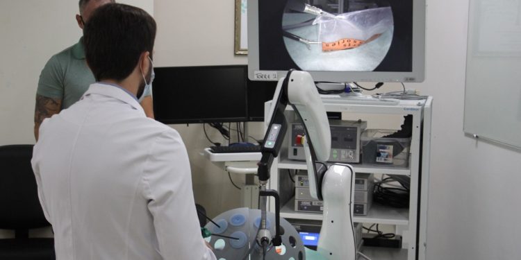 Hospital Costa Cavalcanti em busca de novas tecnologias para realização de cirurgias