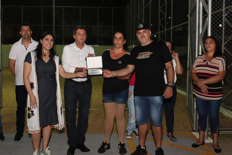 Campo de futebol de areia Frederico Tremarin é inaugurado para os moradores do Jardim Manaus