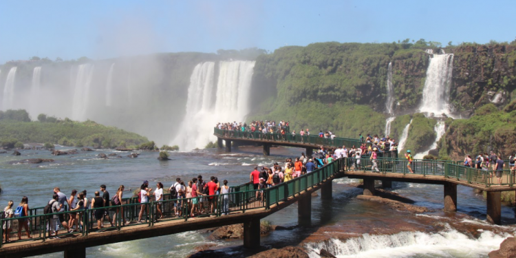 Mais de 23 mil pessoas visitaram o Parque Nacional do Iguaçu no Carnaval
