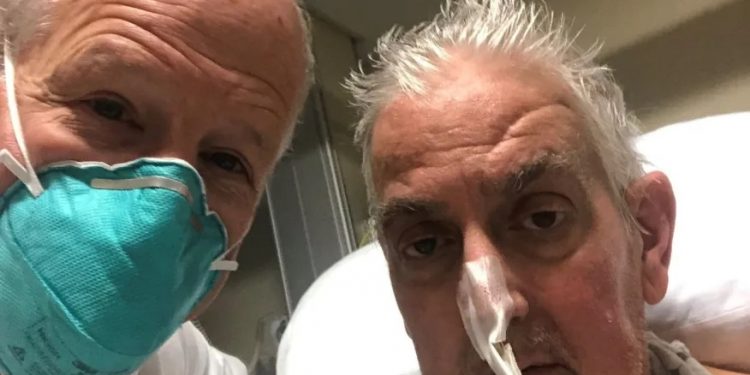 Americano que recebeu coração de porco morre 2 meses após transplante