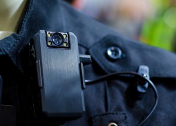 Comissão da Assembleia aprova projeto que autoriza instalação de câmeras em viaturas e uniformes de policiais