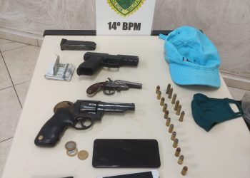 PM prende trio suspeito de roubar arma de policial civil