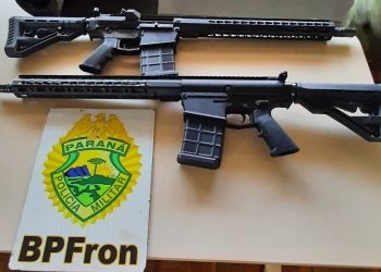 BPFron apreende dois fuzis durante abordagem a ônibus em Medianeira