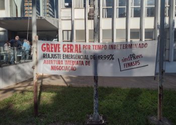 Servidores do INSS entram em greve em Foz do Iguaçu