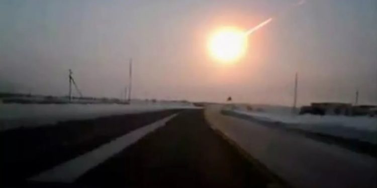 Asteroide atinge a Terra duas horas após ser descoberto