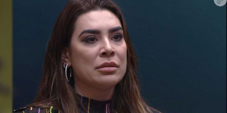 Pais de Naiara Azevedo são feitos refém no interior do Paraná