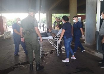 Brasileiro atropela agente migratório na aduana de Puerto Iguazú