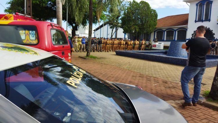 14º BPM presta homenagem ao policial Ricieri, morto em Guarapuava