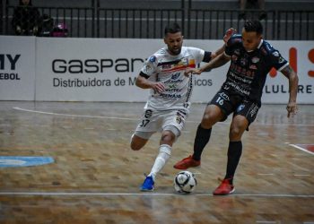 Foz Cataratas vence o Blumenau e mantém 100% de aproveitamento na Liga Nacional