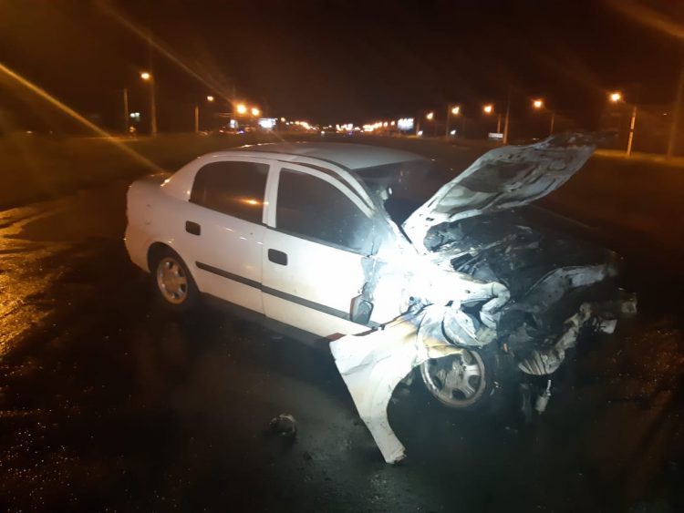 Três adultos e um bebê morrem em acidente na entrada de Foz do Iguaçu