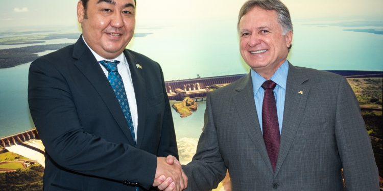 Itaipu vai contribuir para as relações bilaterais entre Brasil e Cazaquistão