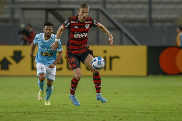 Corinthians perde e Flamengo vence na estreia da Libertadores