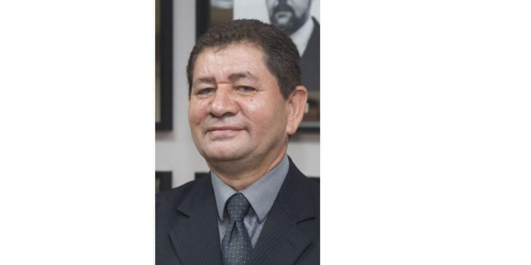 Secretário de Desenvolvimento Comercial, Industrial e Agropecuário é exonerado