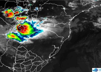 Tempo muda e chuva avança pelo Sul do Brasil nesta quinta