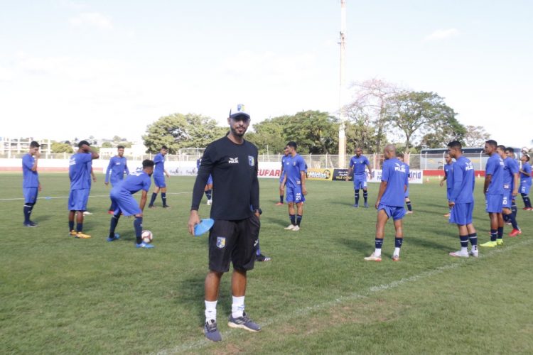 Foz do Iguaçu FC deve repetir time titular que venceu fora contra Toledo em casa