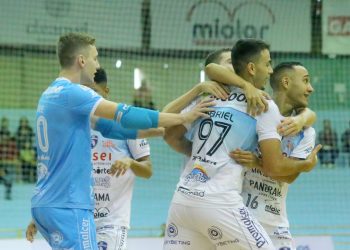 Foz Cataratas enfrenta o Dois Vizinhos amanhã, 19.