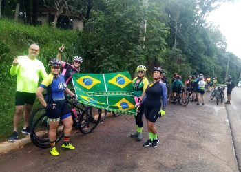 Ciclistas do interior paulista estão percorrendo a tríplice fronteira