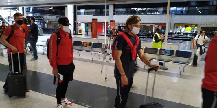 Athletico embarca para Assunção para jogar pela Libertadores