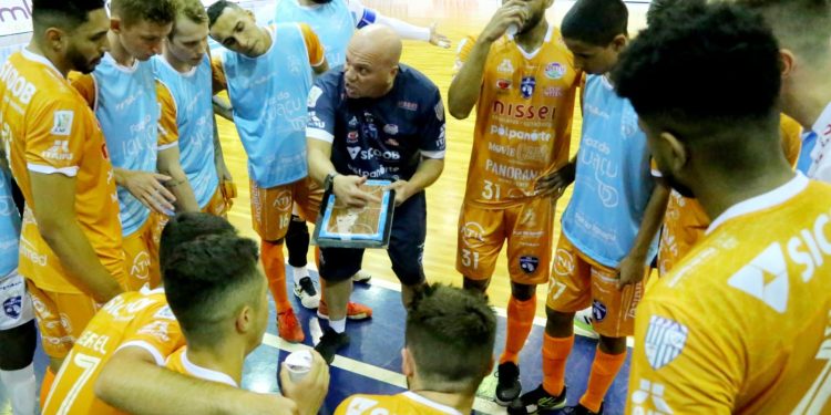Foz Cataratas enfrenta o Corinthians na próxima segunda-feira