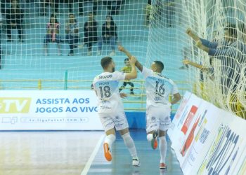 Foz Cataratas visita o Operário Laranjeiras para se aproximar da liderança