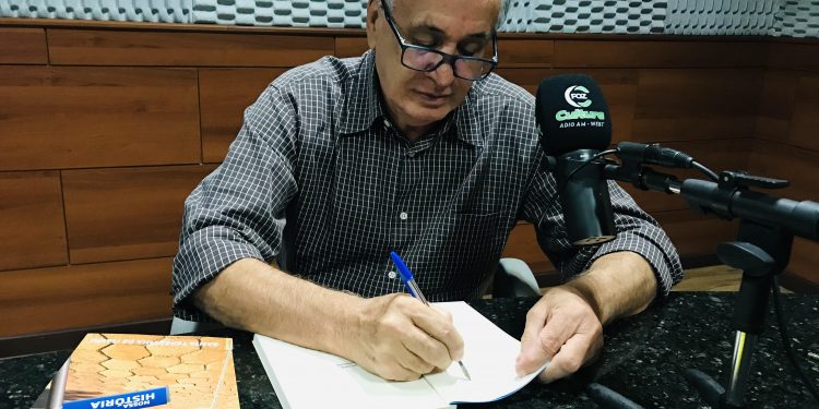 Professor Pasini lança o livro “Minha Rua, Nossa história”, um resgate sobre Santa Terezinha de Itaipu