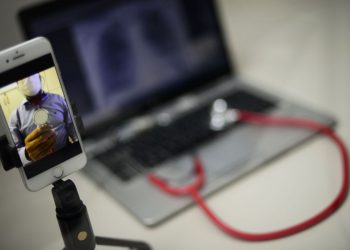 Câmara aprova projeto que regulamenta a telessaúde