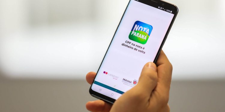 900 mil consumidores têm créditos do Nota Paraná para resgatar