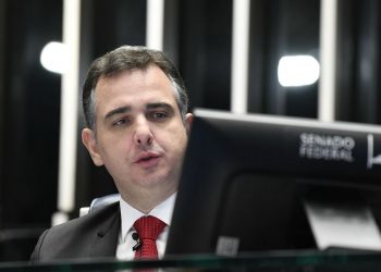 Presidente do Senado diz que venda da Petrobras não está “no radar”