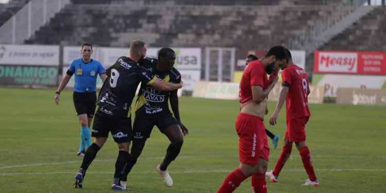 Cascavel vence São Luís e assume liderança do grupo 8 da Série D