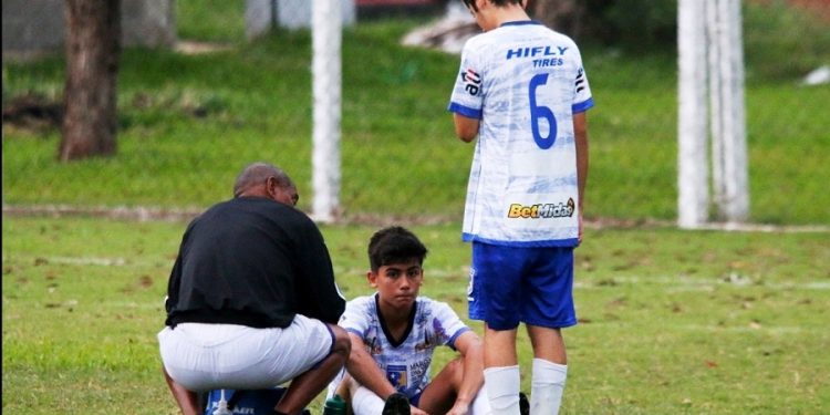 Equipes de base do Foz do Iguaçu buscam primeira vitória nas competições paranaenses